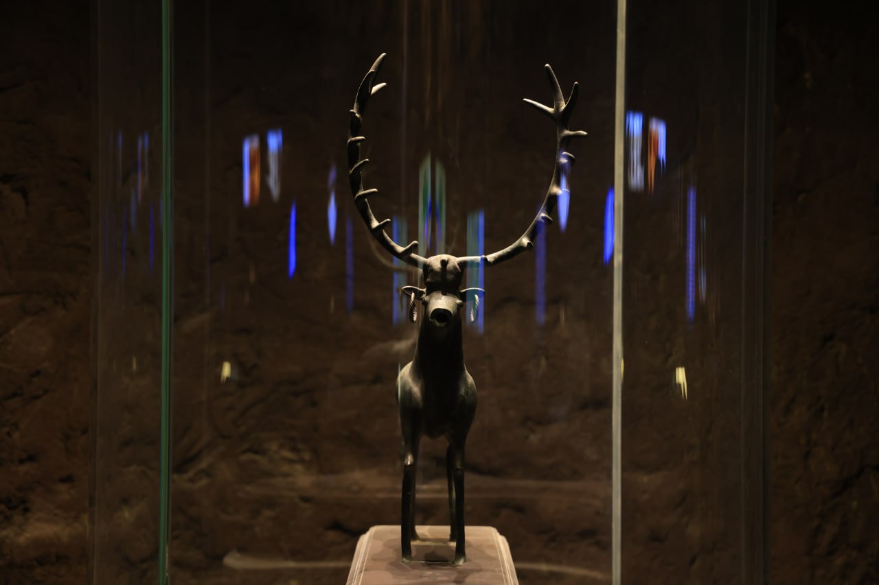 Buğu haykali kuch-qudrat, serhosillik va hayot bardavomligi timsoli