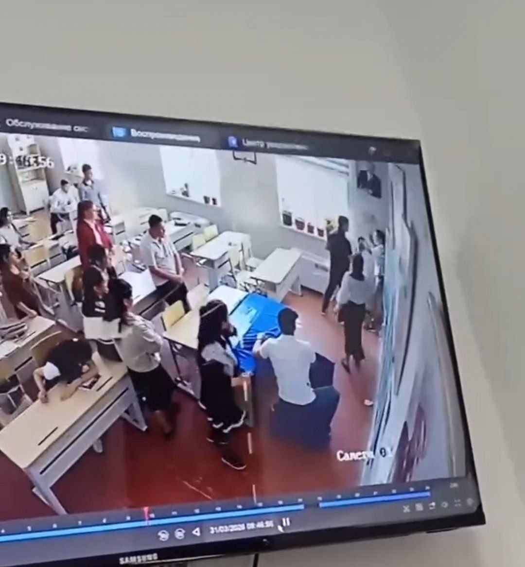 Синфдош қизини калтаклаган ўқувчи йигитга нисбатан жиноят иши қўзғатилди