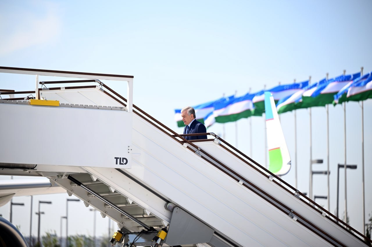 Президент Шавкат Мирзиёев отбыл в Бухару