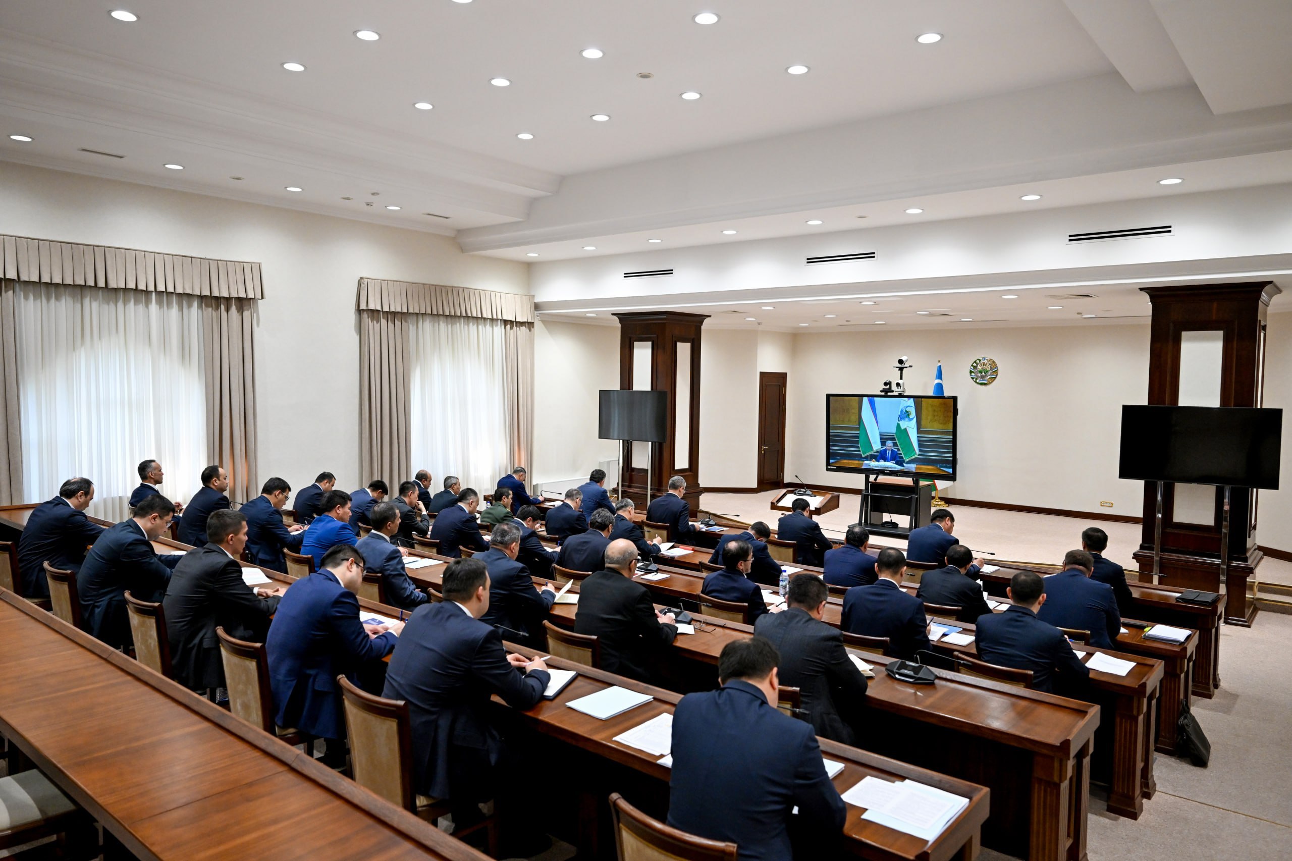 Yerlarni xususiylashtirish boʻyicha arizalarga 5–10 daqiqada onlayn javob beradigan tizimga oʻtish topshirildi