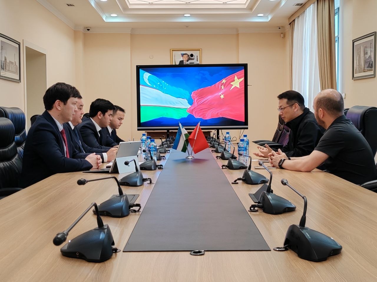 Хитойнинг Leapmotor компанияси Ўзбекистонда электромобиллар йиғишни йўлга қўйишни кўриб чиқмоқда