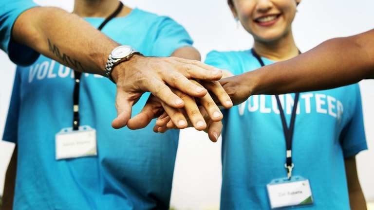 “Волонтёрлар ва кўнгилли қутқарувчиларни “Фавқулодда вазиятлар волонтёри” жамоатчилик гуруҳларига жалб этиш тартиби белгиланди