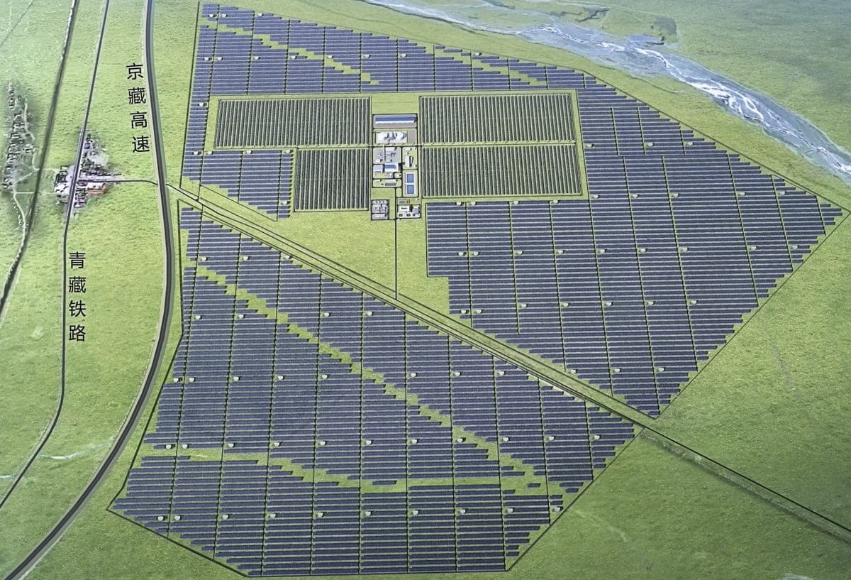 Xitoyda dunyodagi eng baland quyosh elektr stansiyasi qurilishi boshlandi