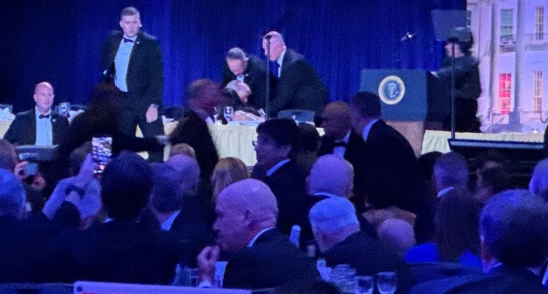 Трамп Вашингтондаги тадбирдан отишма туфайли эвакуация қилинди