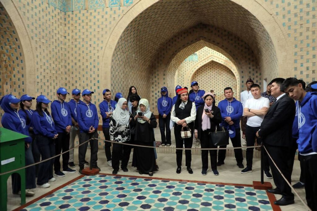 Миздакханға илимпазлар ҳәм туристлердиң қызығыўшылығы және де артпақта