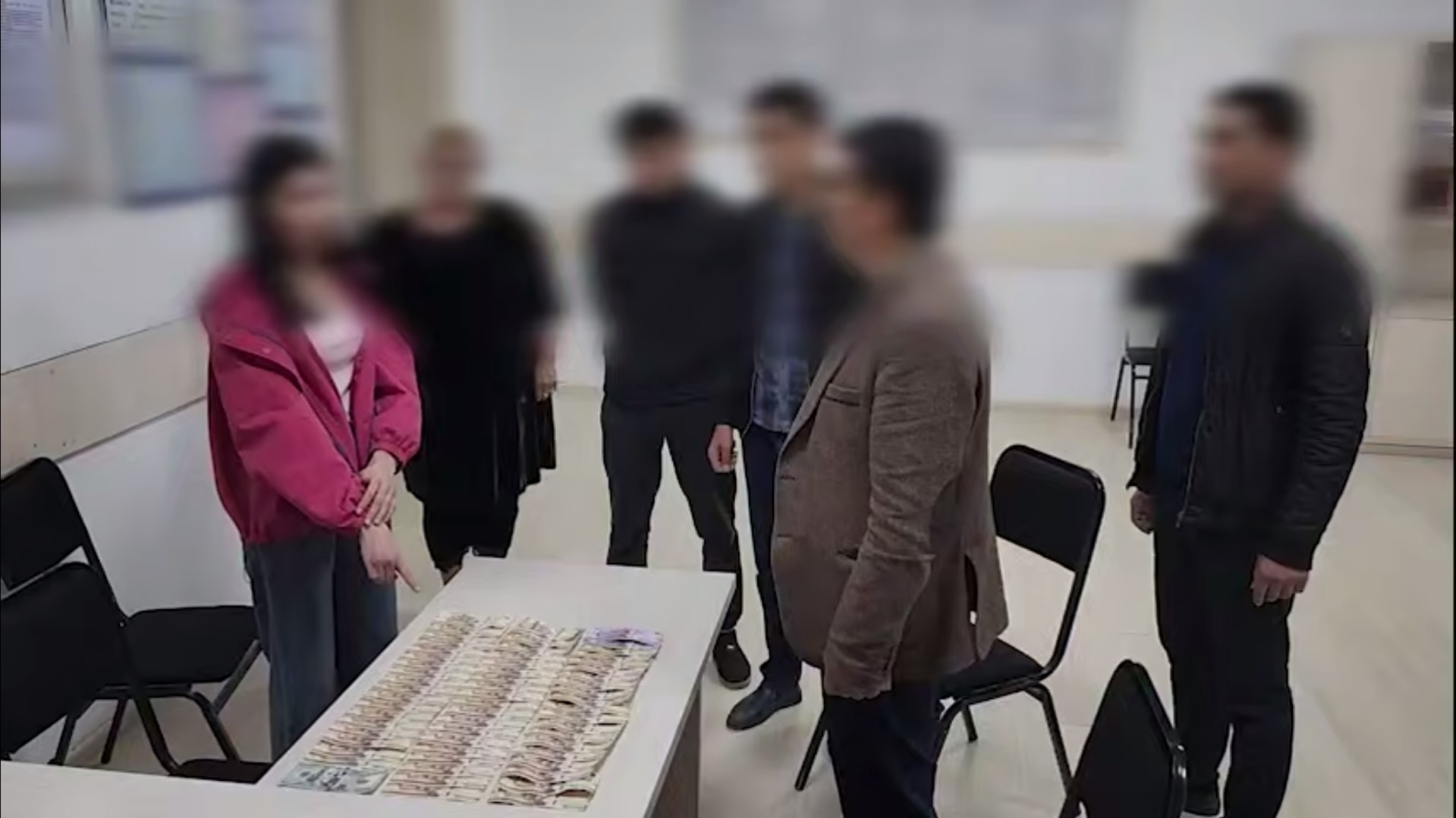 Бухорода ишқий ёзишмалар орқали товламачилик қилганлар ушланди