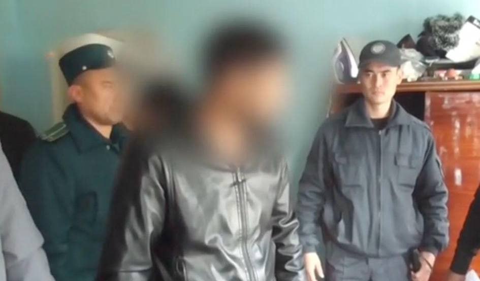 Фарғонада аёл ва икки ёшли боласини ўлдирган шахс 19 йилга қамалди