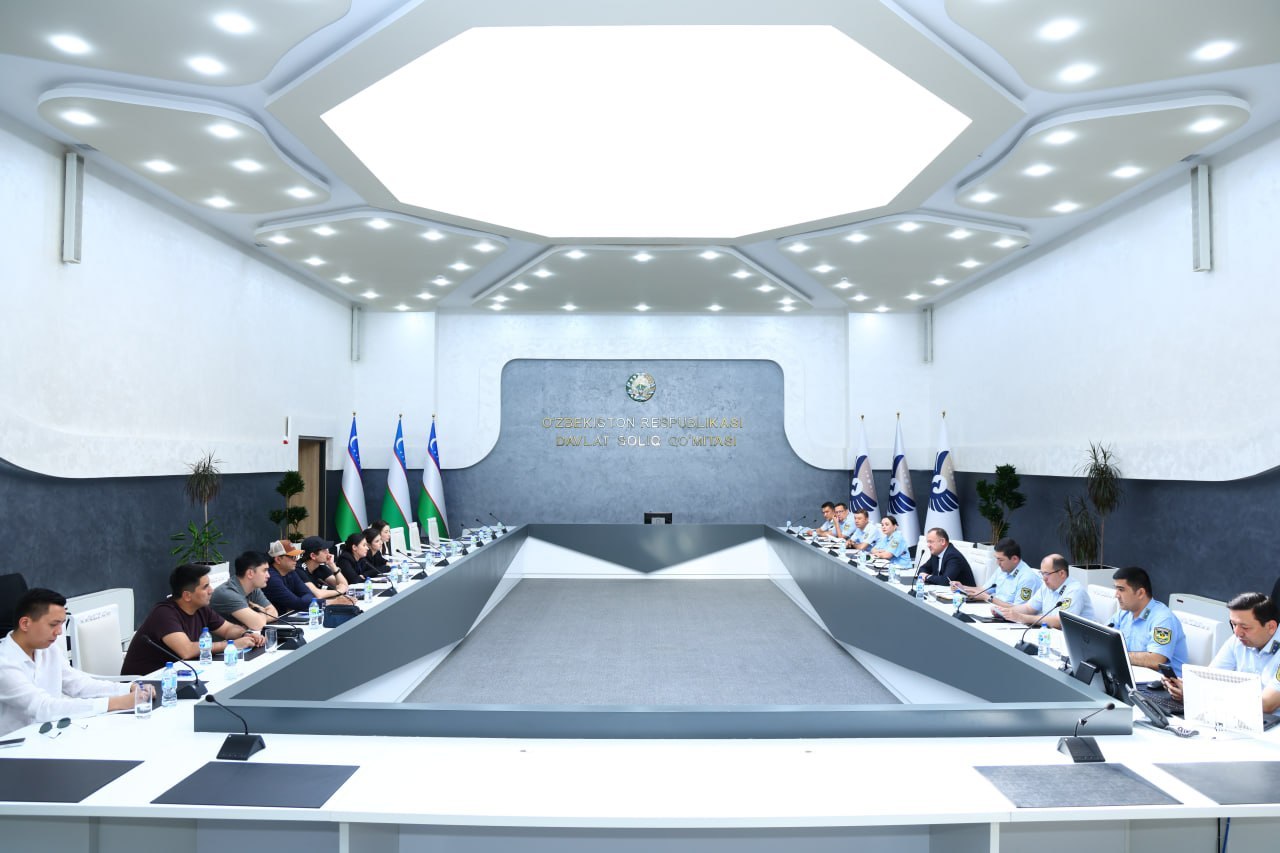 Ўзбекистонда 2025 йилда олти топ блогер 2,7 млрд сўм даромад қилиб, 110 млн сўм солиқ тўлади