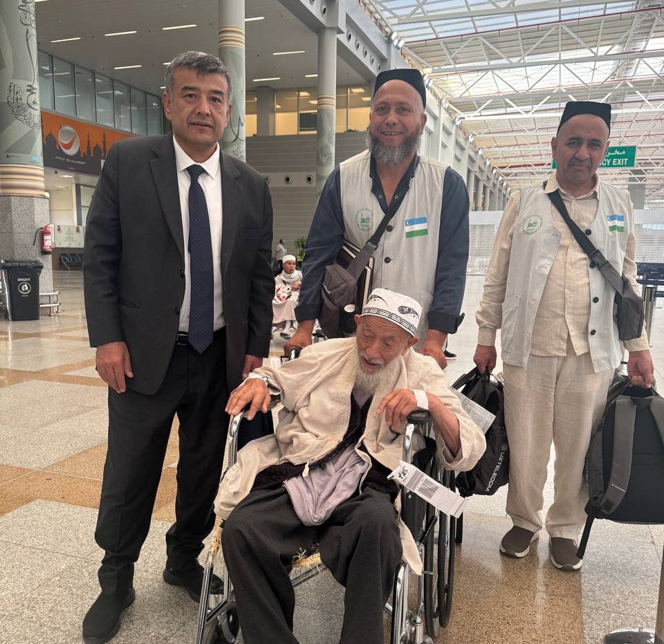 100 nafar o‘zbekistonlik “Prezident hojilari” Haj amallarini yakunlab, Vatanga qaytdi