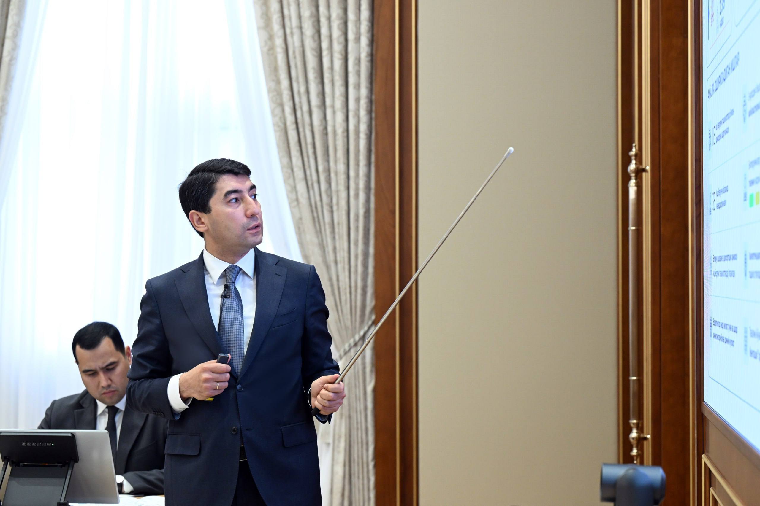 Oliygohlar bitiruvchilarining bandligini taʼminlash masalalari muhokama qilindi