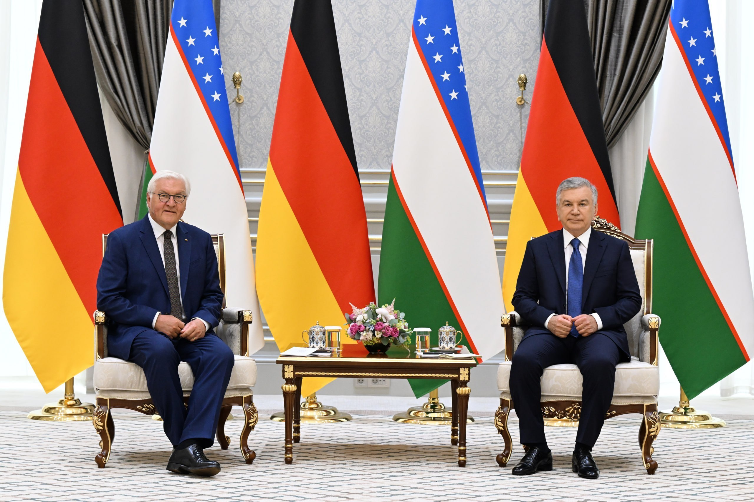 Ўзбекистон ва Германия Президентлари кўп қиррали шерикликни янада ривожлантиришга интилишларини тасдиқладилар