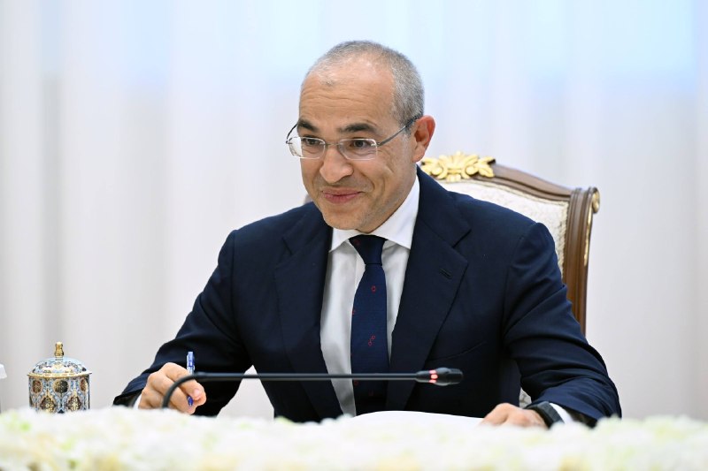 Oʻzbekiston Prezidenti Ozarbayjon bilan amaliy hamkorlikni yanada kengaytirish muhimligini taʼkidladi