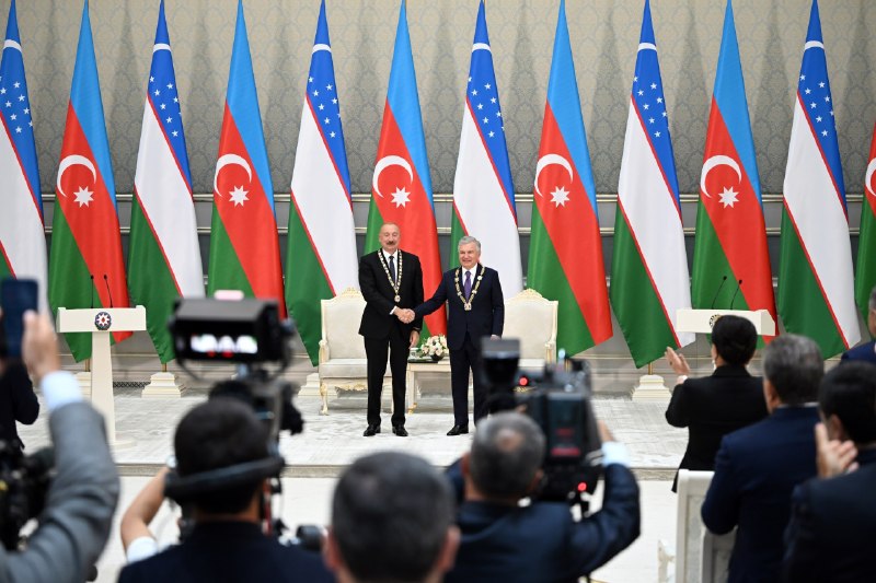 Oʻzbekiston va Ozarbayjon Prezidentlari oliy davlat mukofotlari bilan taqdirlandilar