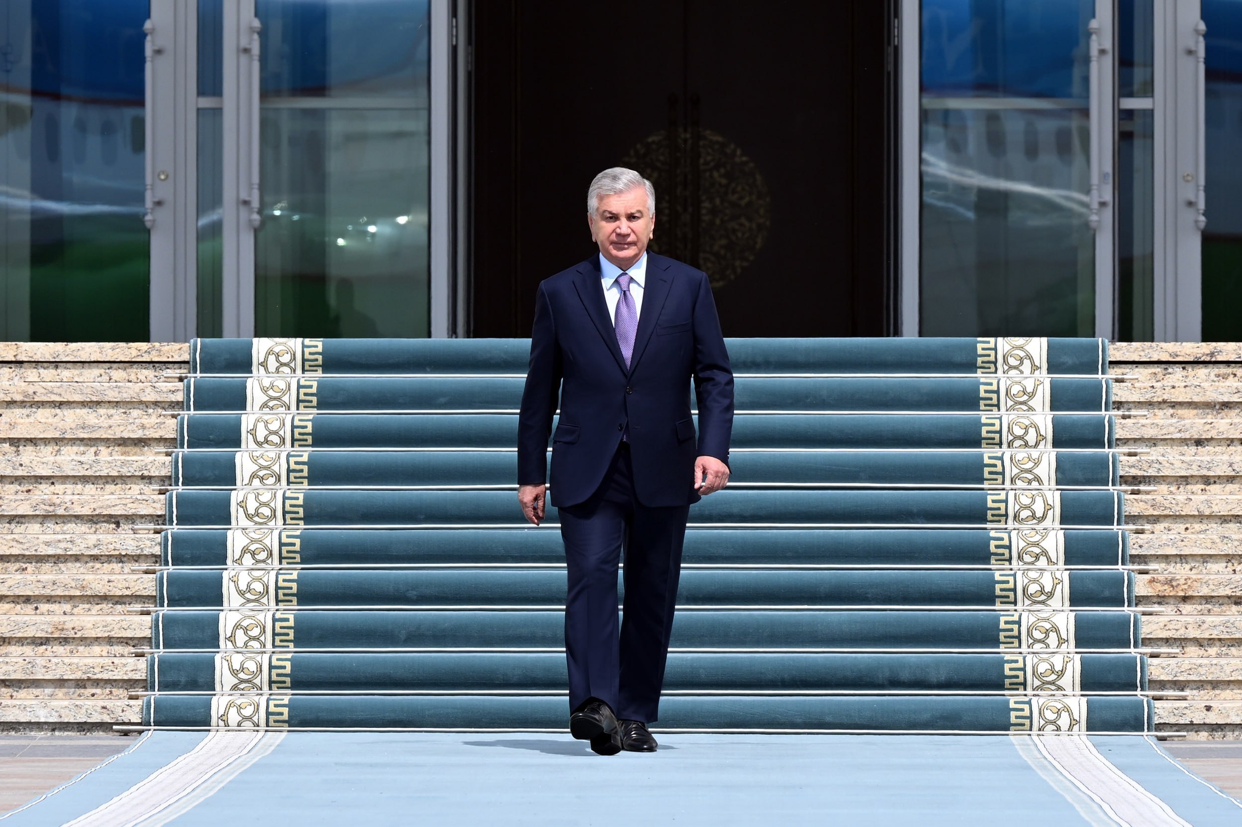 Oʻzbekiston Prezidenti amaliy tashrif bilan Qirgʻizistonga joʻnab ketdi