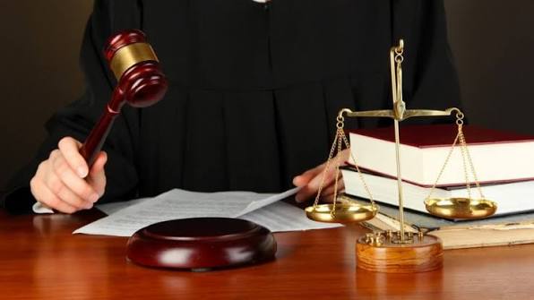 Судьялар учун ёш талаби 35 ёшдан 30 ёшга туширилиши мумкин