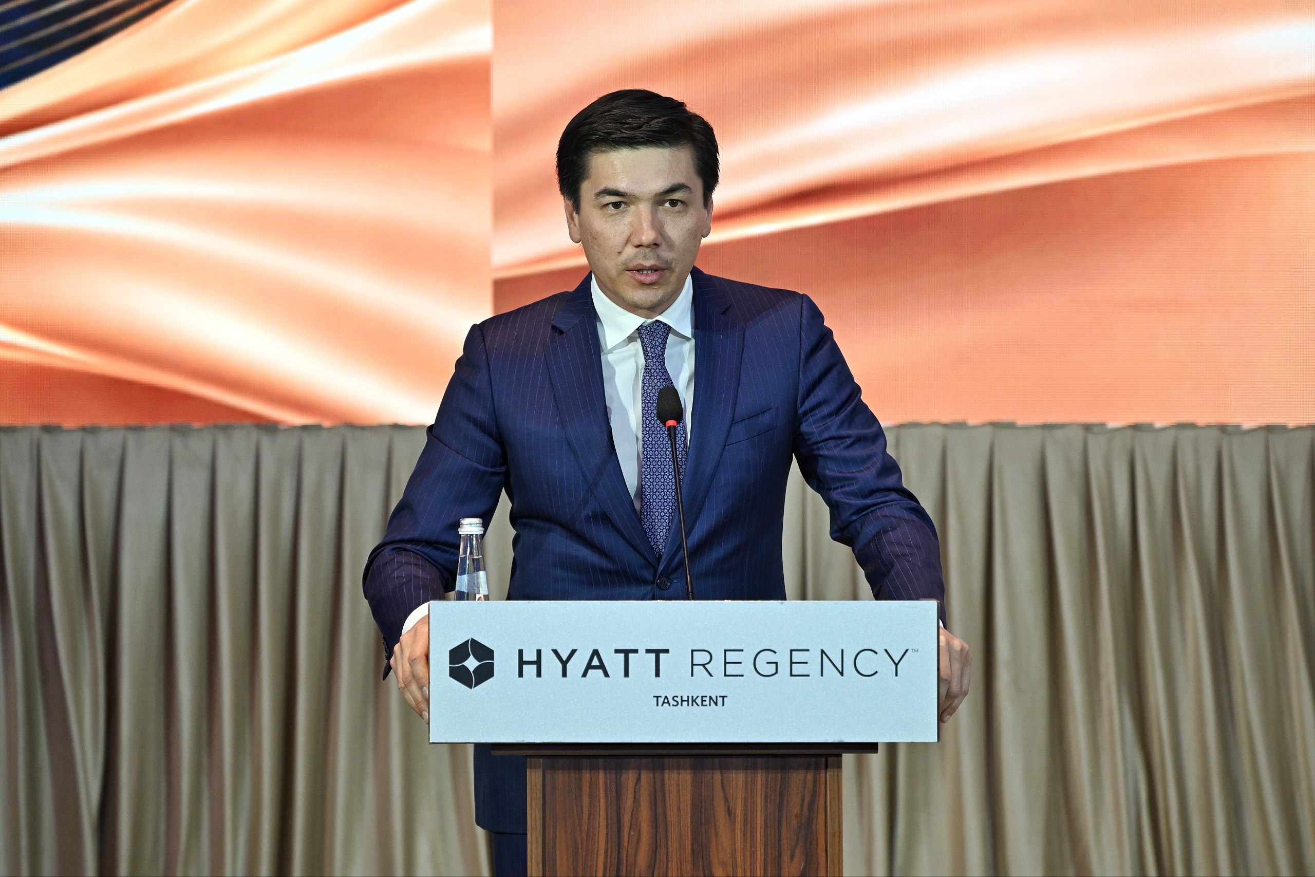 В Ташкенте начал работу 6-й Международный конгресс по фехтованию