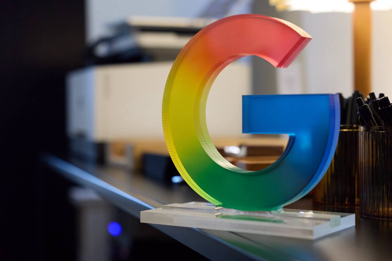 Саида Мирзиёева обсудила с вице-президентом Google запуск монетизации YouTube в Узбекистане