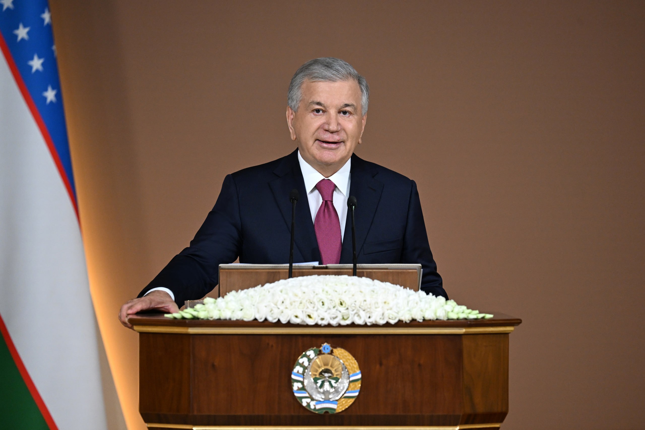 Ўқитувчи – меҳр дарёси, ўқитувчи – эзгулик булоғи, ўқитувчи – маърифат қуёши! — Президент