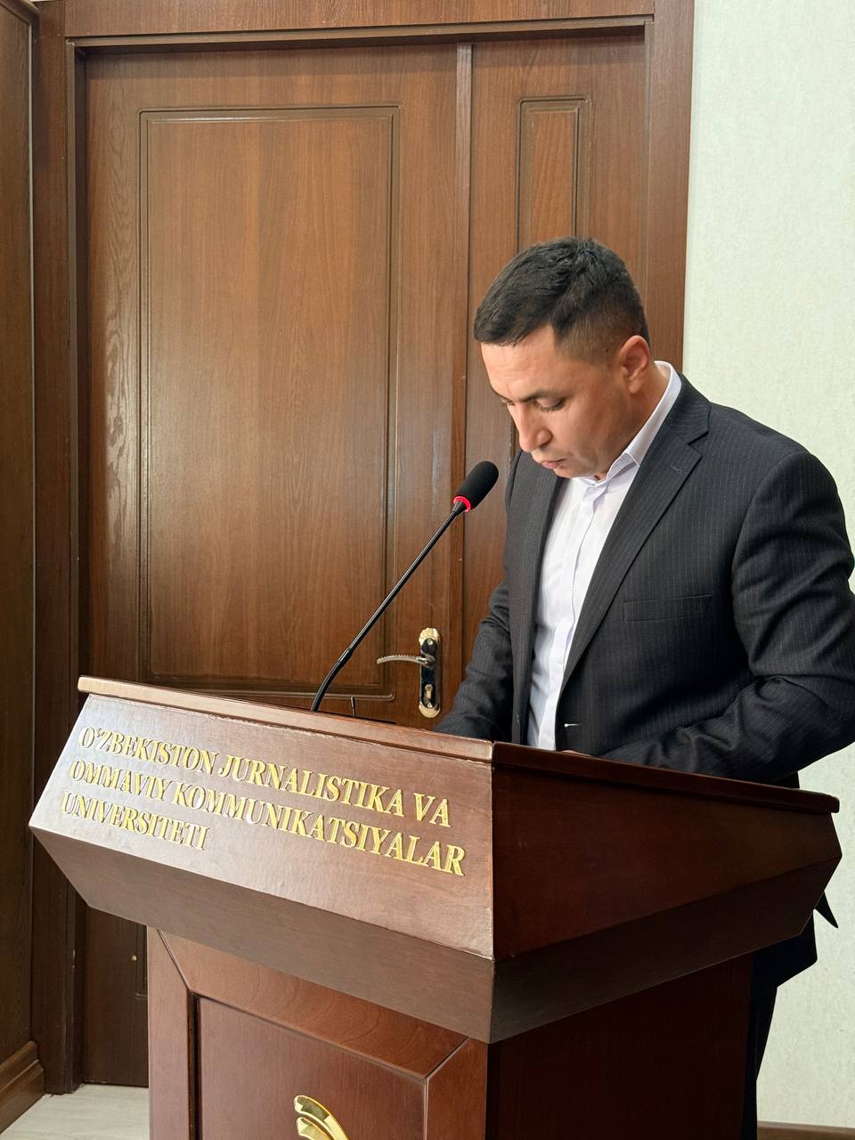 OʻzJOKUda davlat tili va OAV masʼuliyatiga bagʻishlangan PhD dissertatsiyasi himoya qilindi