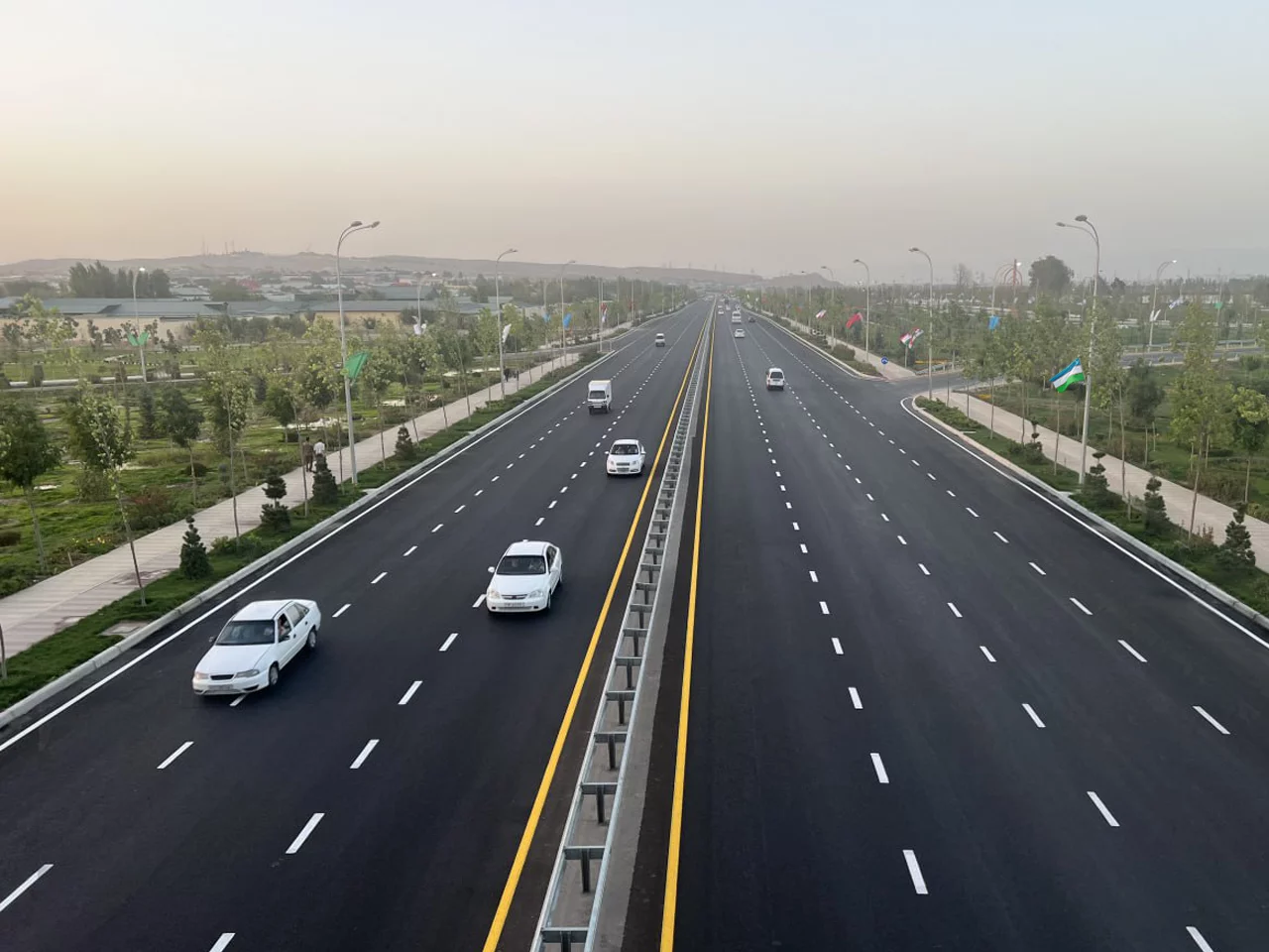 O‘zbekistonda 200 kilometr avtomobil yo‘li quriladi va rekonstruksiya qilinadi