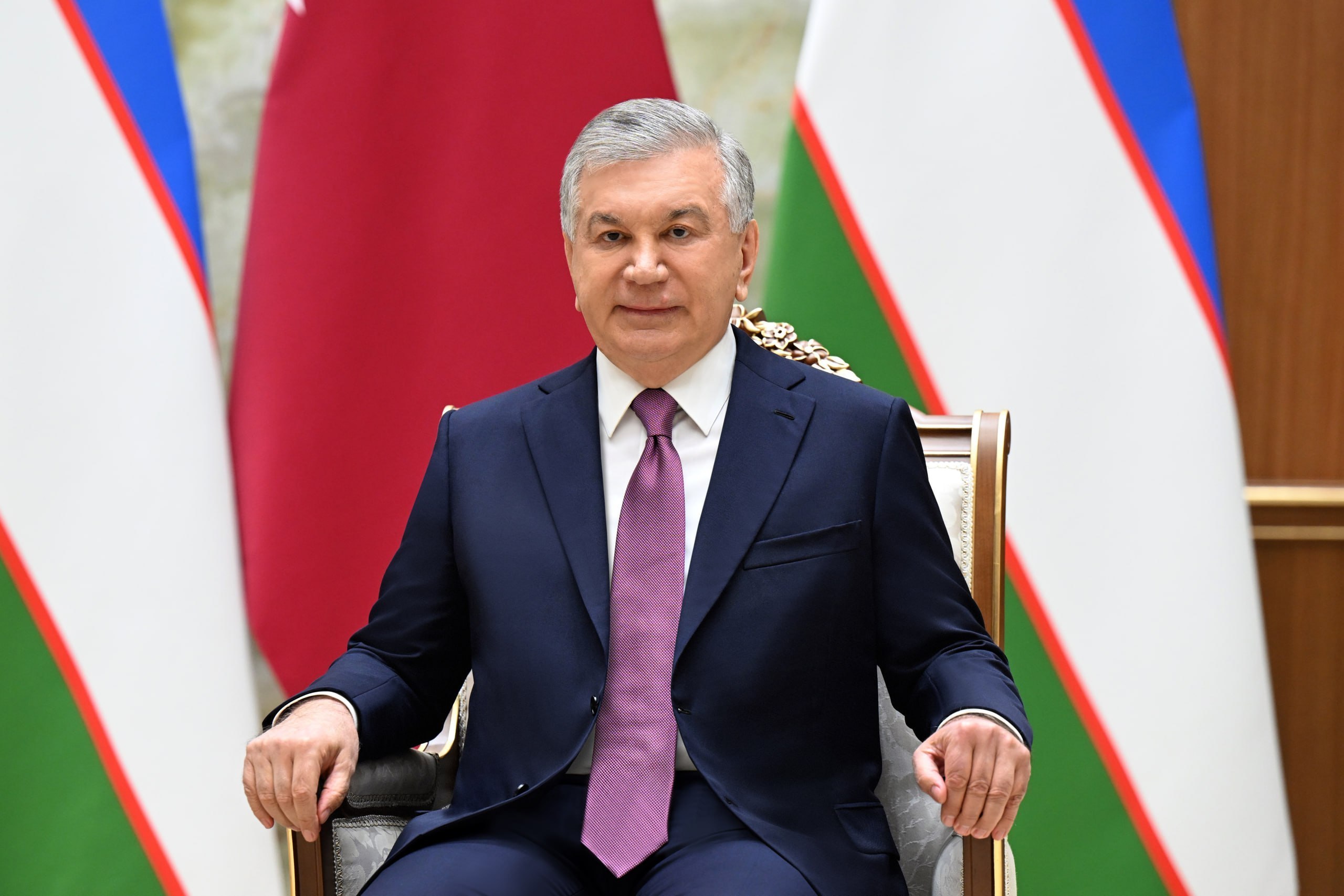 Өзбекстан Президенти Қатар Әмири менен ушырасыў өткерди