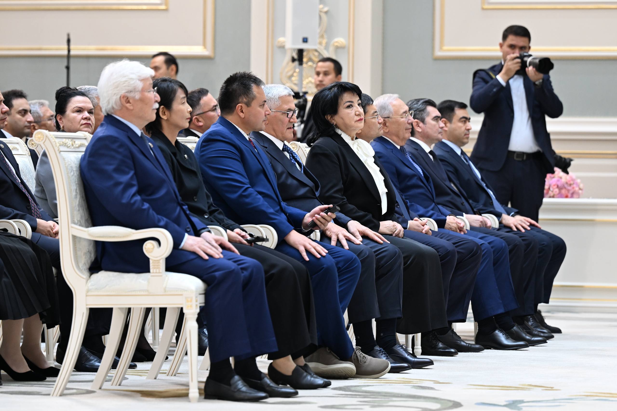 Сунъий интеллект шифокор ва ҳамшираларнинг ҳақиқий кўмакчисига айлантирилади
