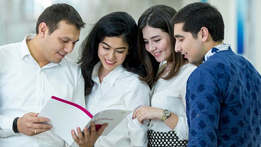 Филиалы зарубежных вузов в Ташкенте. Uzbek students. Uzbekistan students 1680x815. Uzbekistan students images.