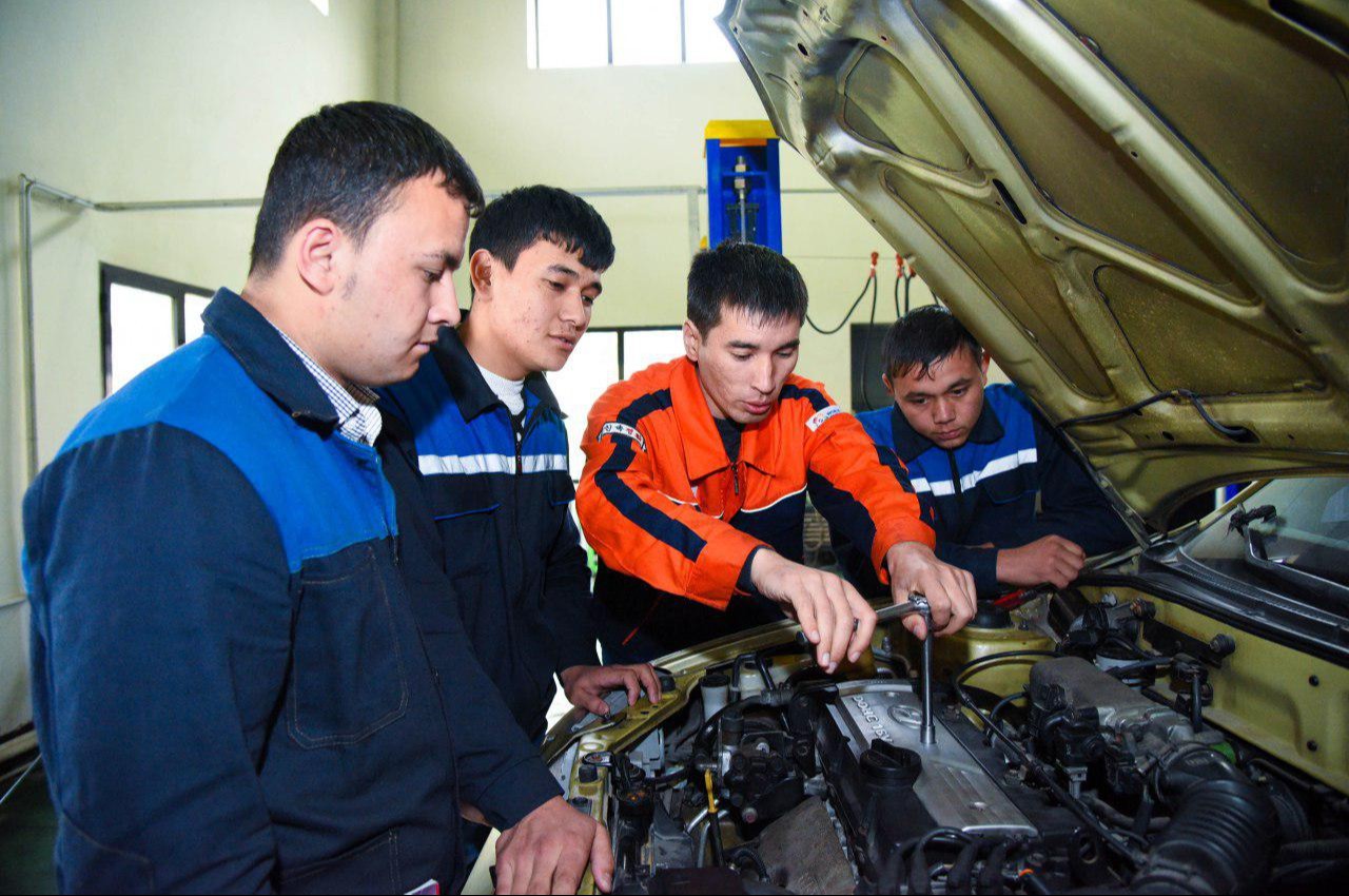 Автомобиль трансмиссия жихозлари. Буровой хизмати arteziyan. Государственные услуги узбекистан. Касб хунар тренинг по психологии. Avtomobillarga servis xizmat ko'rsatish.