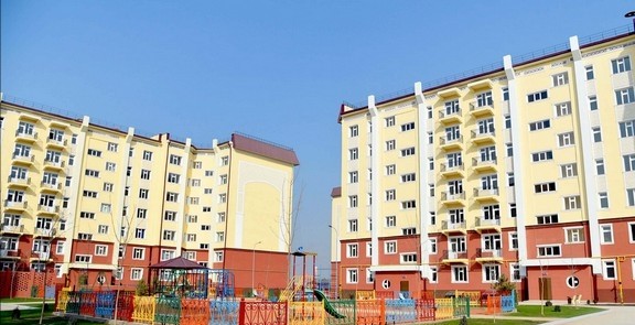 Sigir holatida semiz qiz Qiziq onalar porno videolar