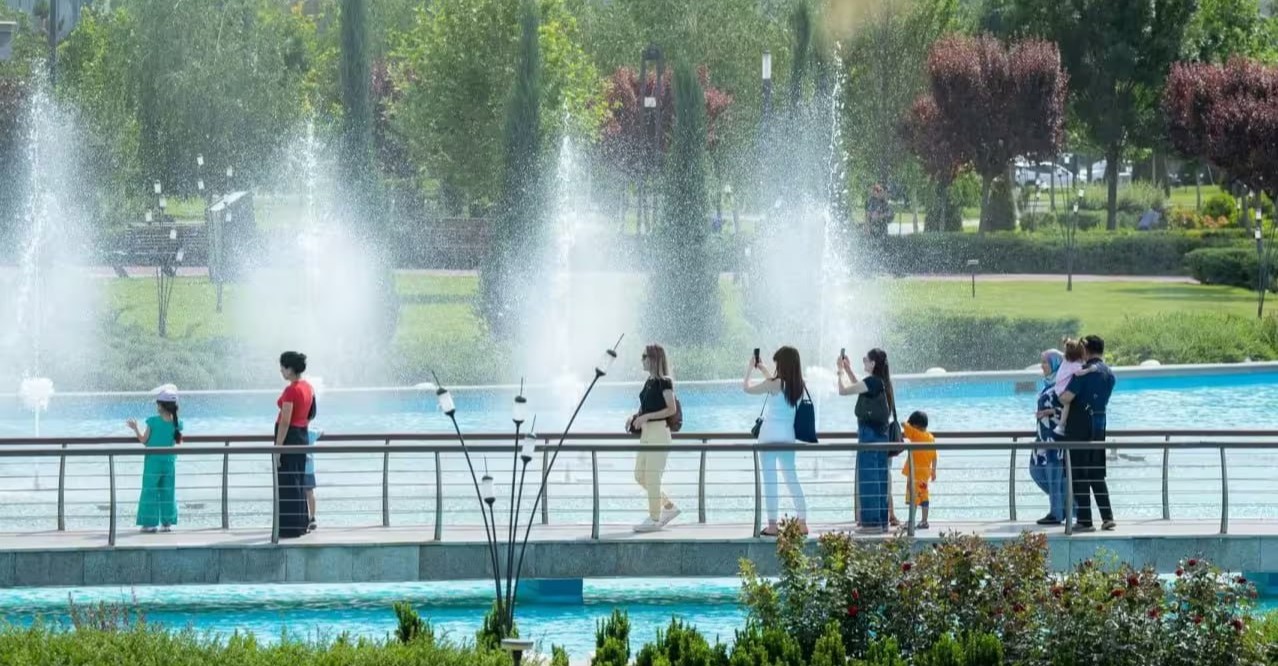 Porno yulduzi Kristina Shvarts