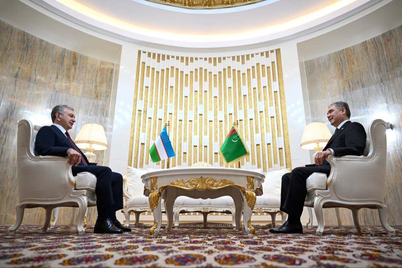 Diskotekalarda jinsiy aloqa (ruscha videolar)