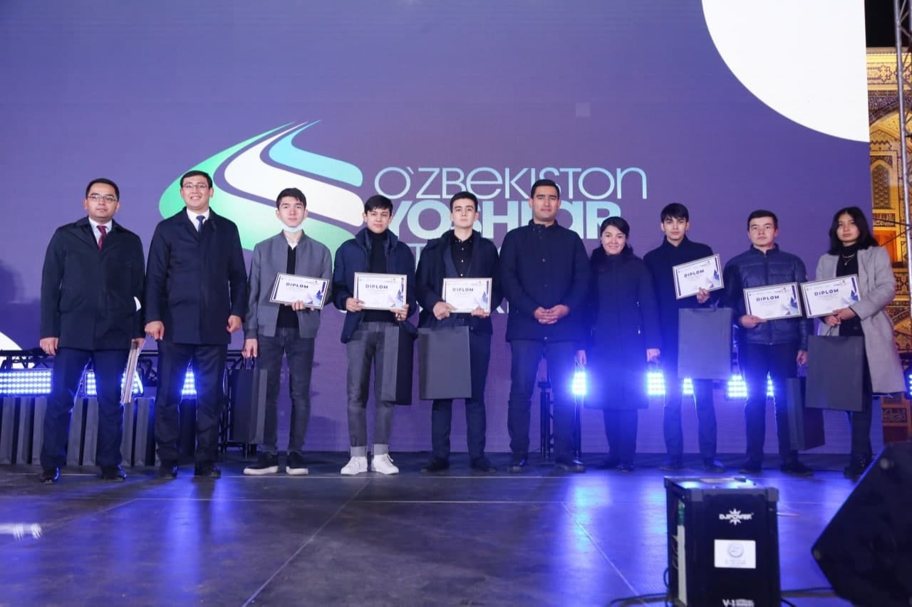 Novosibirsk eskortlari majburiy minutlarni taklif qilmoqda