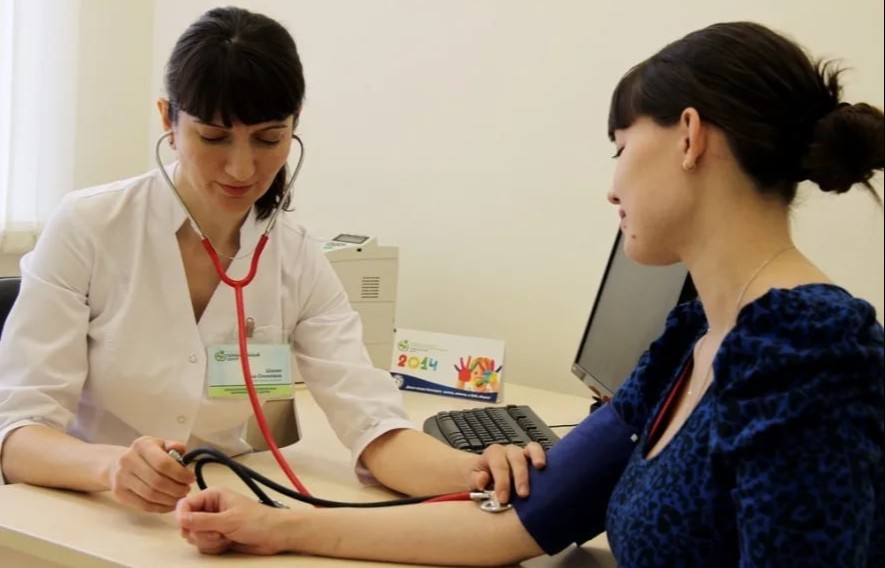 Qamoqxonada eshakni sikish