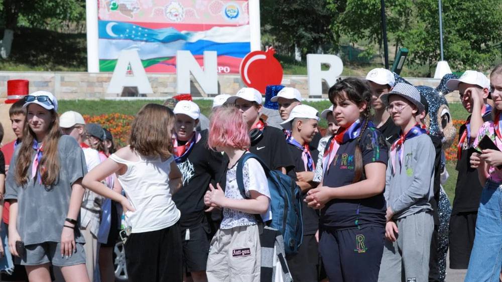 Pushti qalpoqli Xxx foto galereyasi