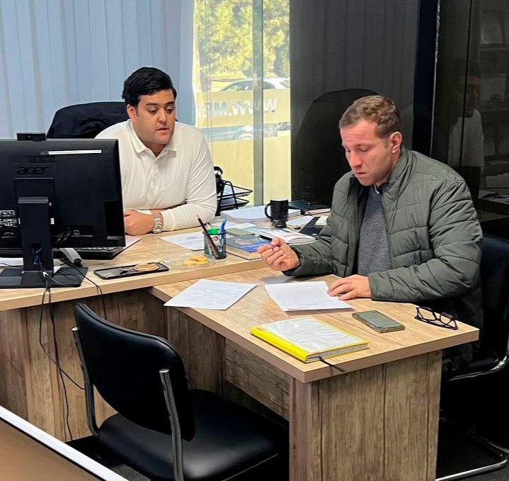 Tojikistondagi eng seksual qizlar