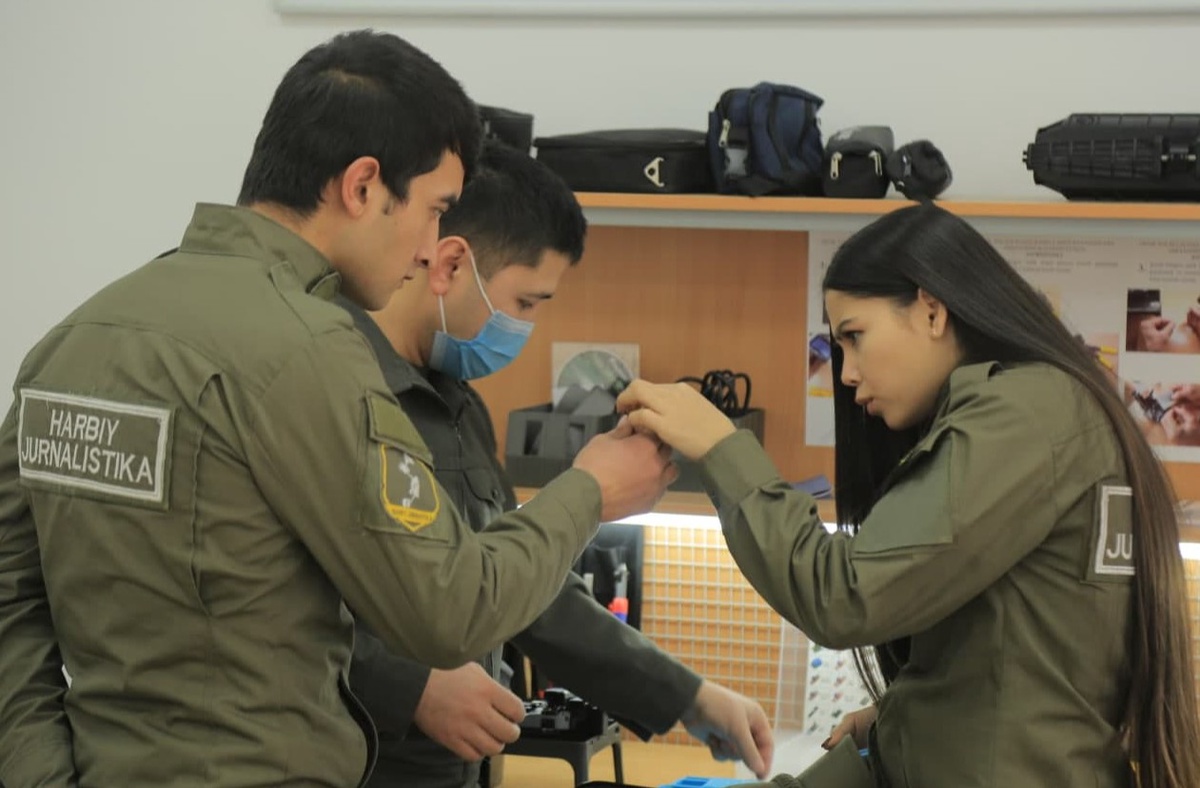 Yalangoch nemis mashhurlarining fotosuratlari