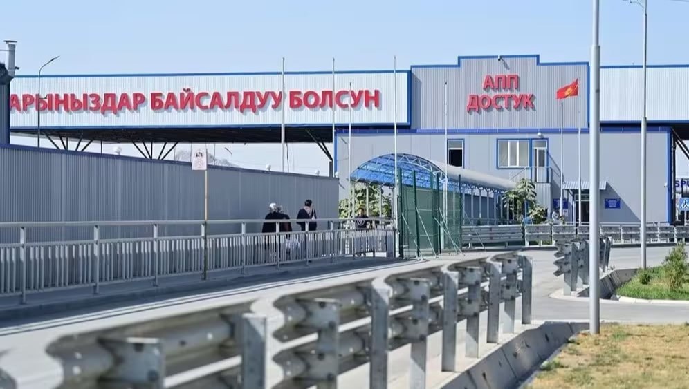 Porno kotibani sikdi