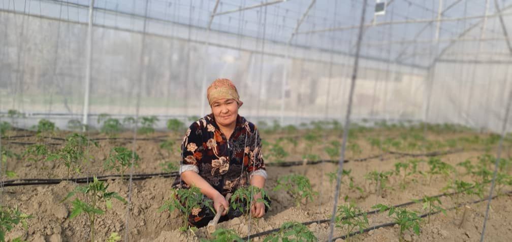 Yetuk Irina bilan porno