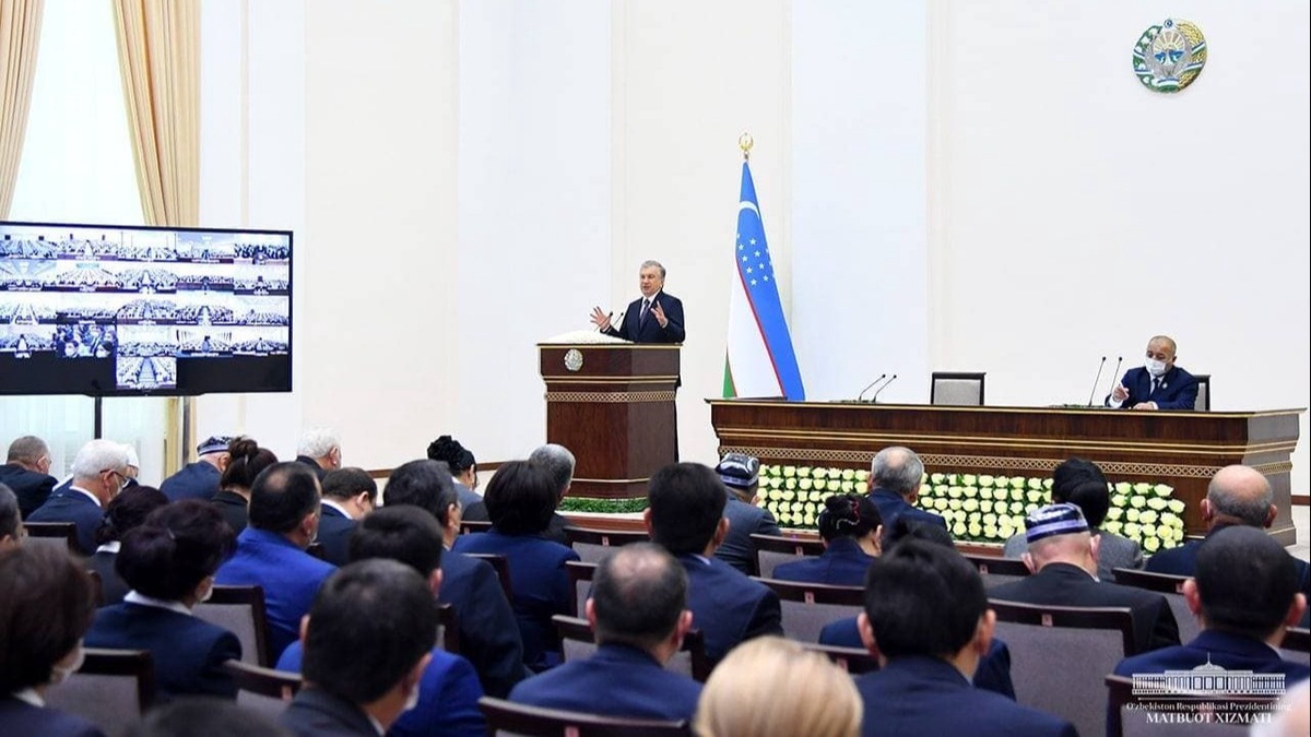 Sekretarlik porno tomosha qiling