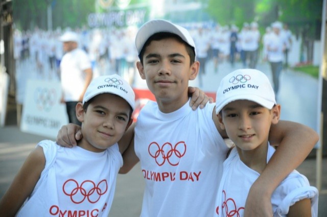 Osiyo porno ona va ogli tukli Usta va Margarita filmidan erotik sahnalar