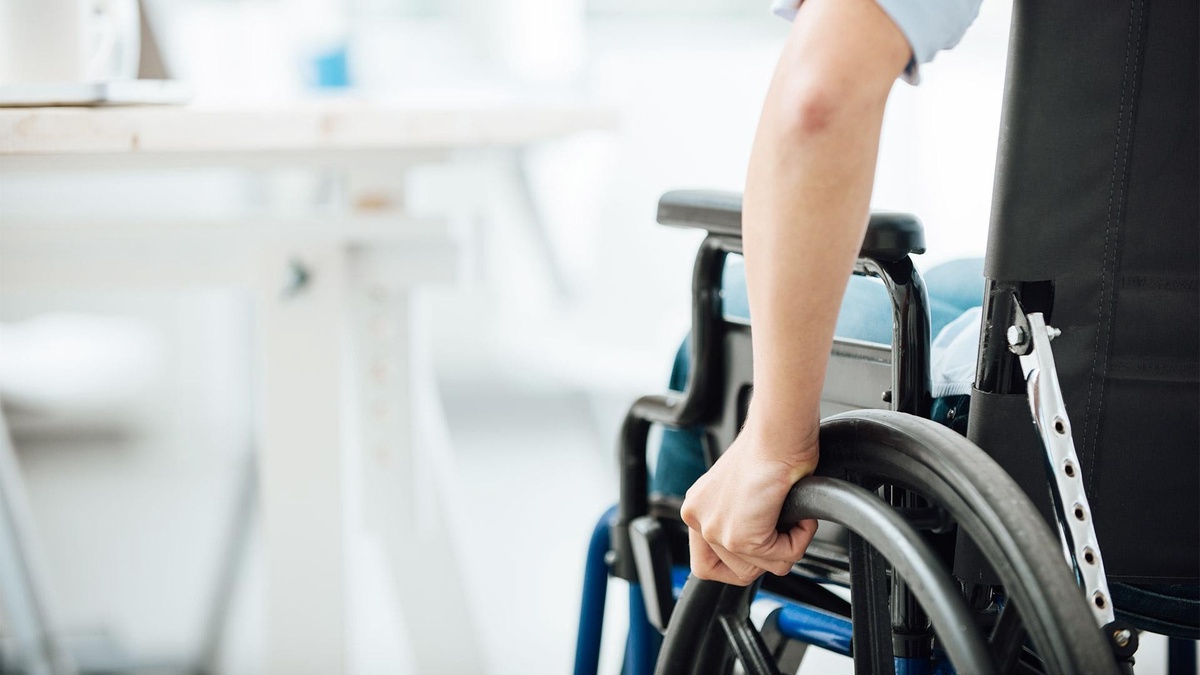 Oyoqsiz ayolni sikish