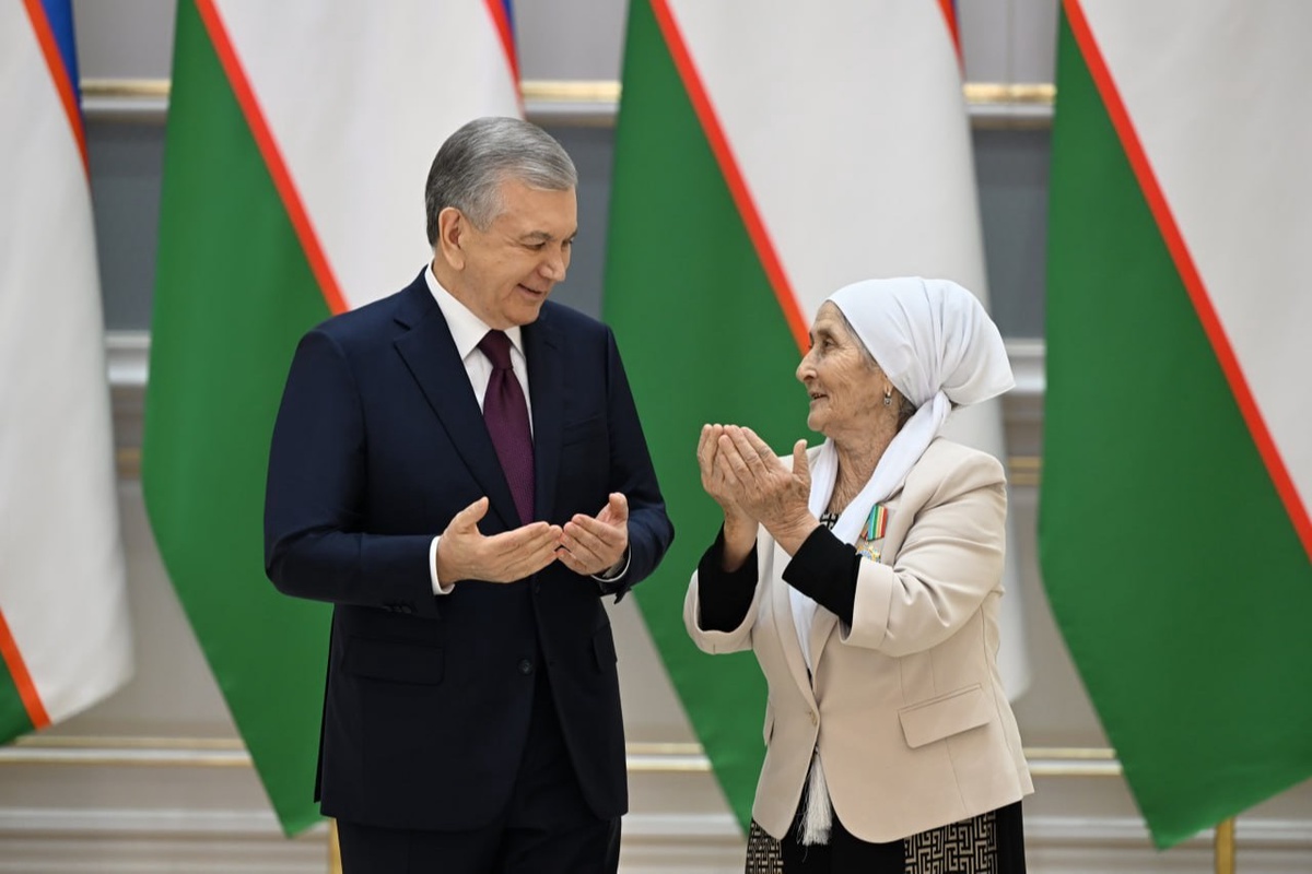 Muhim porno banan todasi haqidagi fikrlar meni hayratda qoldirdi