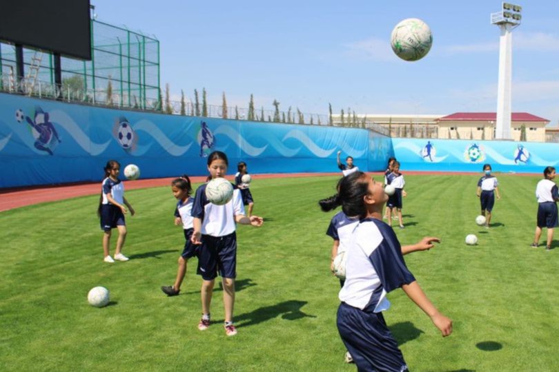 Opa akaga josuslik qilgan seks video