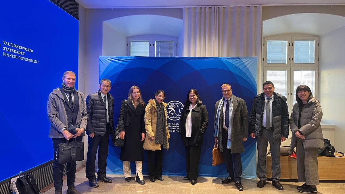 Musiqiy cumshots guruhi kompilyatsiyasi