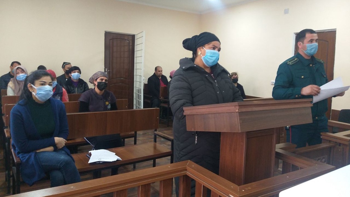 Qaysi rus aktrisalari porno filmlarda rol oynagan?