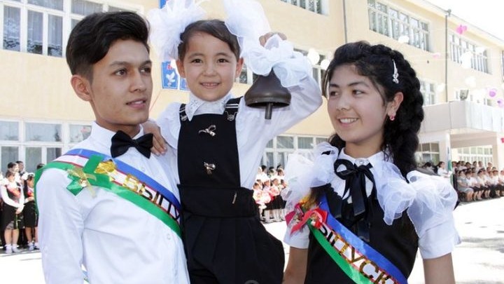 mushuk ichidagi qurtlar Ijtimoiy tarmoqlarda fohishalarning suratlari