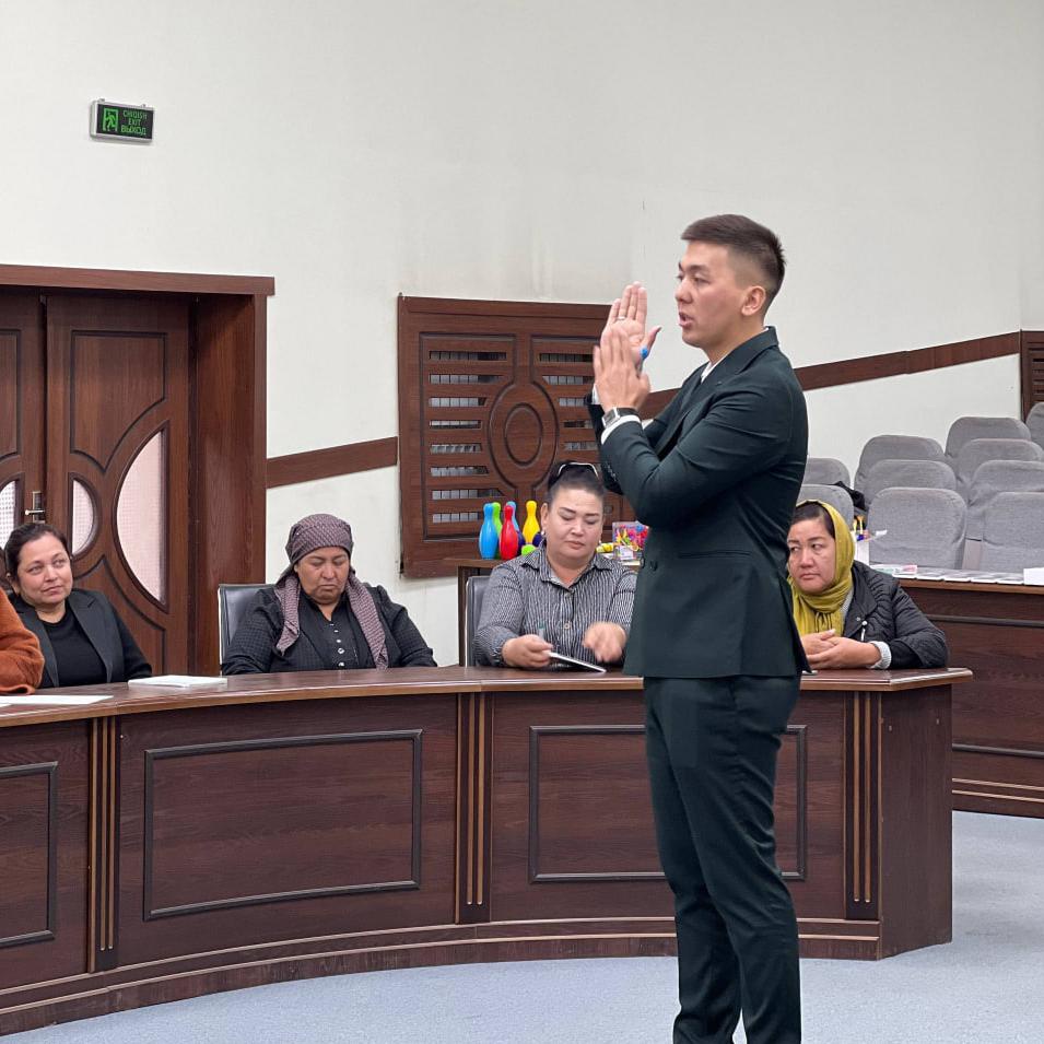 Короздардың порно фотосуреттері Шұлықтағы әдемі қыздар порно фото