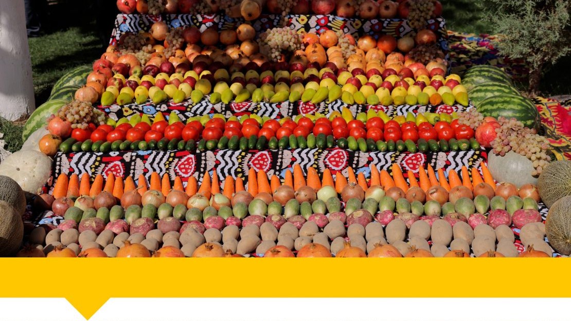 Pitsadagi turli sabzavotlar