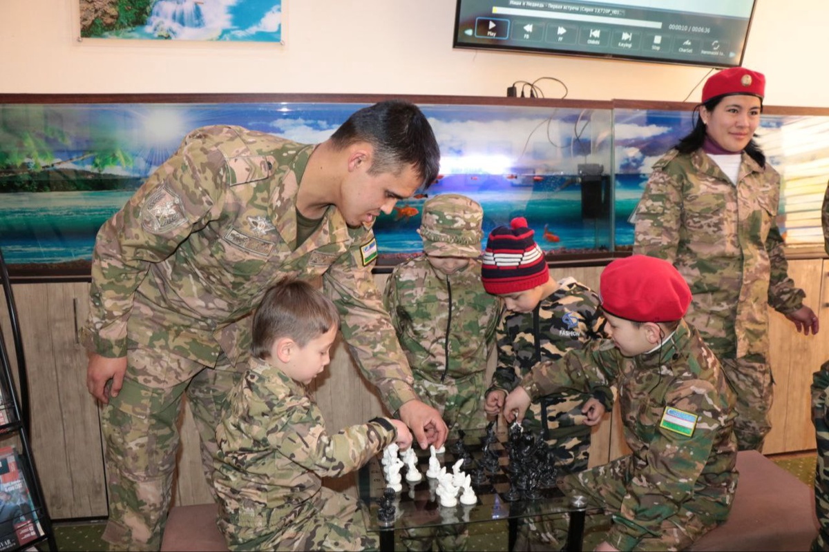 Porno jinsiy aloqada bolgan va qoshilgan Porno sayt Boryspil