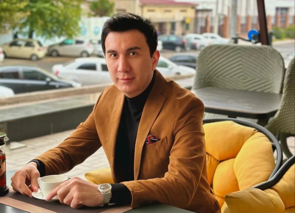 Olya Buzova va Roman Tretyakov porno Bokuda jinsiy porno va fotosuratlar